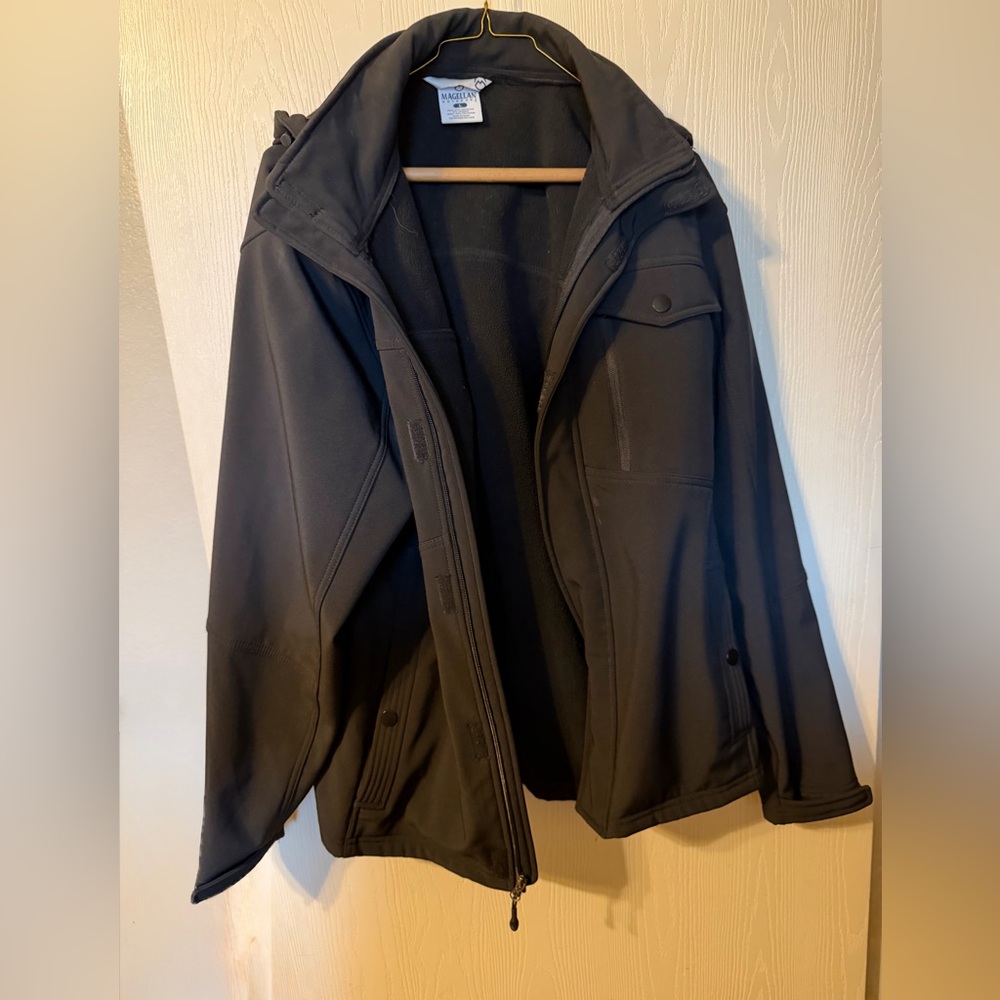 Magellan Outdoors Men's Black Performance Jacket